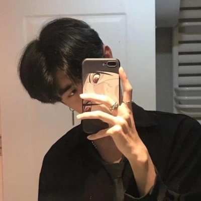 很酷痞帅的真人男生微信头像