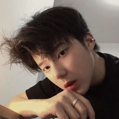 一眼就沦陷的男友力爆棚的男生微信头像