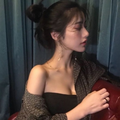 ins治愈系女生微信头像