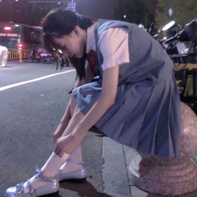 2021超级有气质的优雅女生微信头像