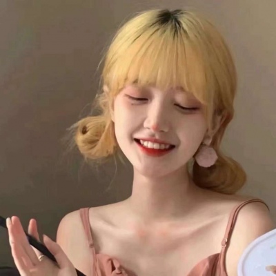 酷酷的真人女生微信头像