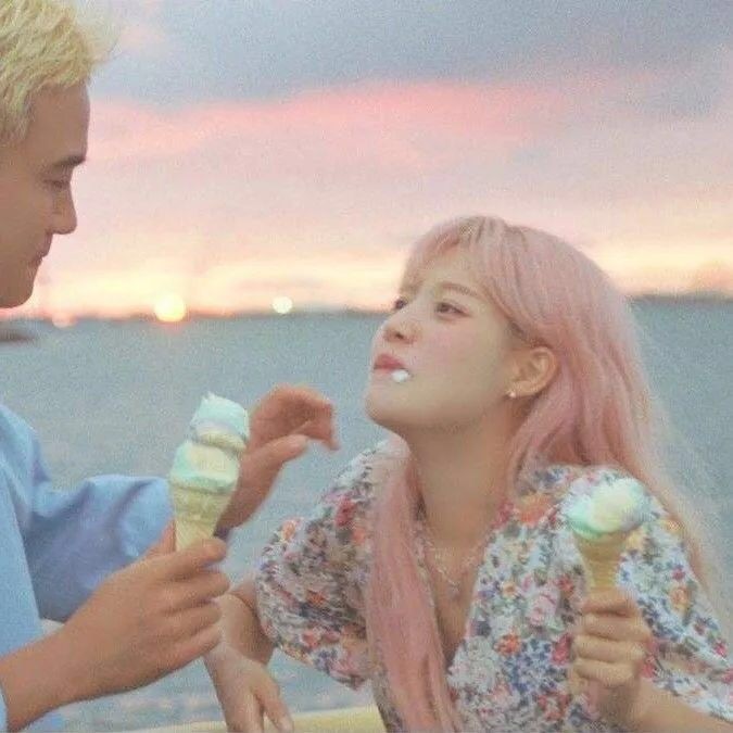 多样个性的情侣微信头像