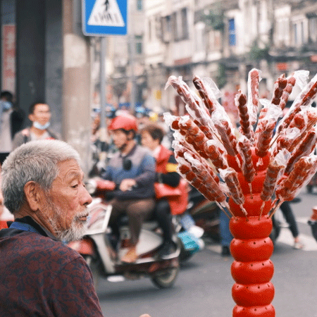 年味渐浓充满的喜庆的红色图片