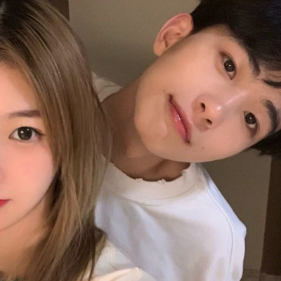 一人一半超甜真人情侣微信头像