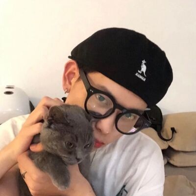 一眼就沦陷的男友力爆棚的男生微信头像