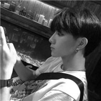 超酷的简单帅气黑白男生微信头像