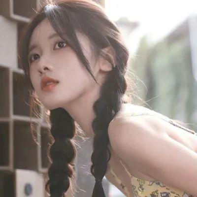 精致好看的女生头像