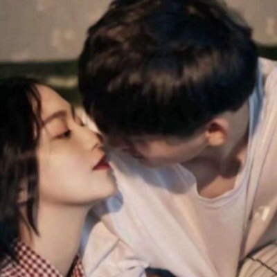 甜蜜爆棚的幸福情侣头像