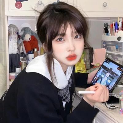 清新好看的女生头像