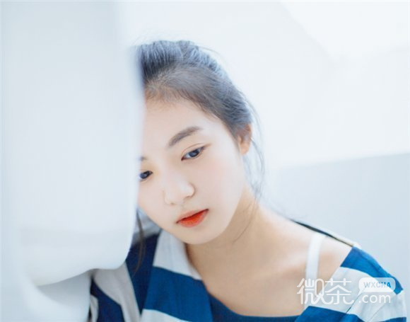 长相清纯的校花级美女图片