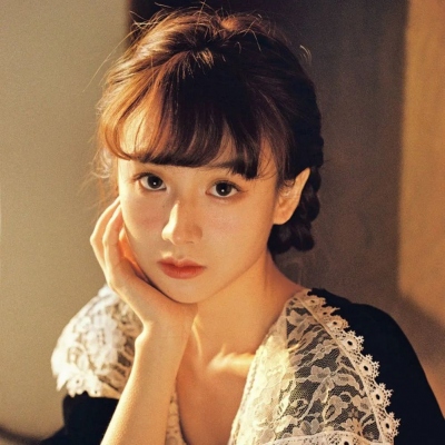 日系好看原宿风女生微信头像