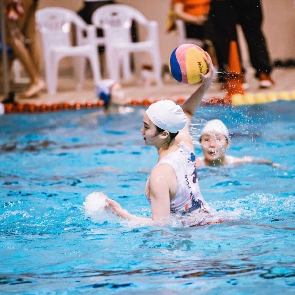 水球国家队——熊敦瀚好看微信头像