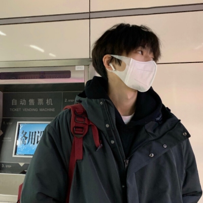 帅气温柔阳光开朗的男生微信头像