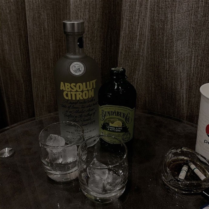 有意境超火的微信朋友圈背景图