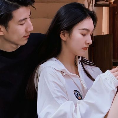 高清又浪漫的超甜情侣头像