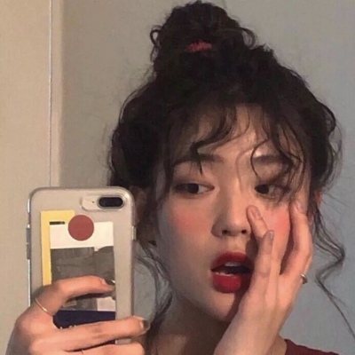 有点霸道的超拽女生微信头像