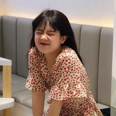 夏日清纯唯美的女生微信头像