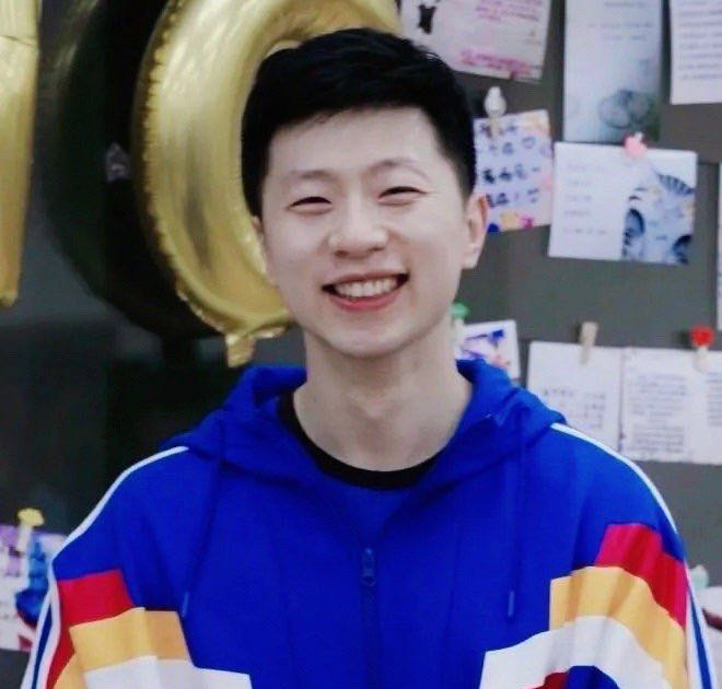 马龙帅气微信头像