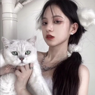 甜美范儿的闺蜜微信头像