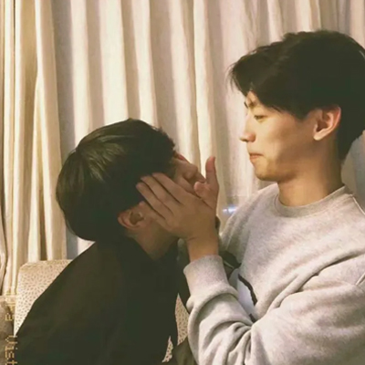 适合两个男孩子的情头