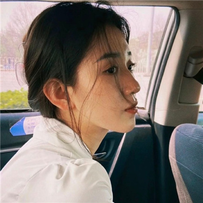 温柔系的女头真人头像