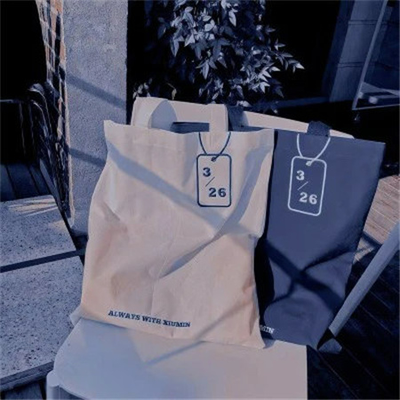 ins淡蓝色超仙气背景图