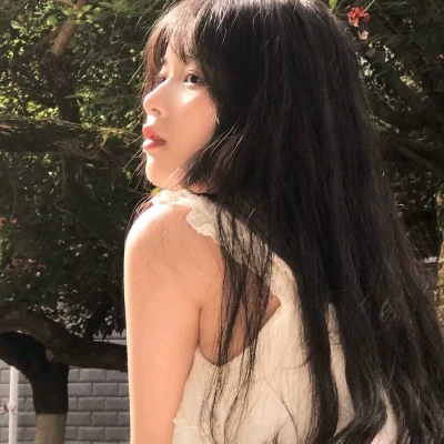 可爱甜美夏季女生微信头像