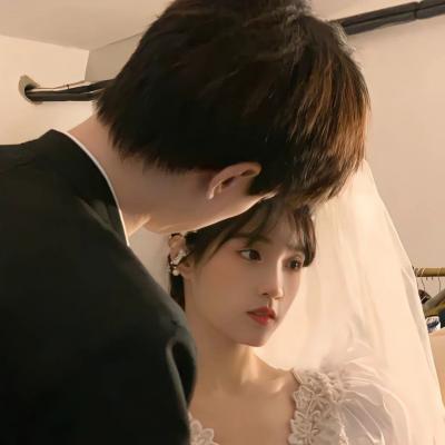 一人一张很甜的情侣头像