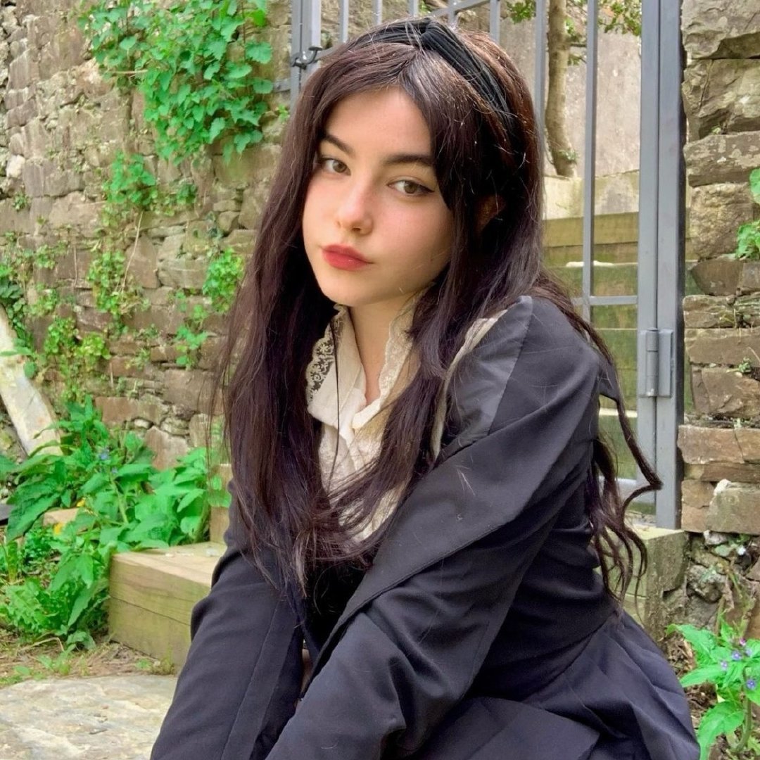 欧美女孩闺蜜微信头像