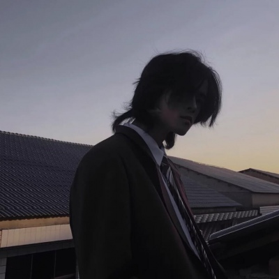 抖音超火的帅气不露脸的男生头像