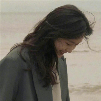 娇憨少女金高银头像