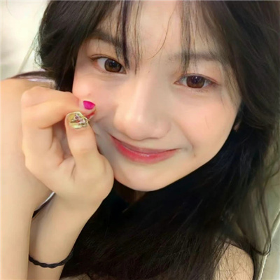 清纯可爱的甜妹女头