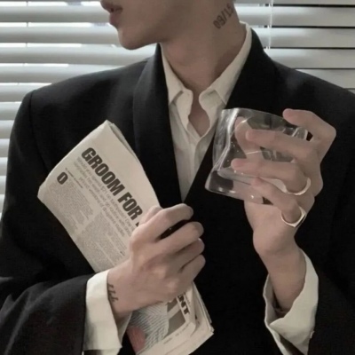 抖音超火的帅气不露脸的男生头像