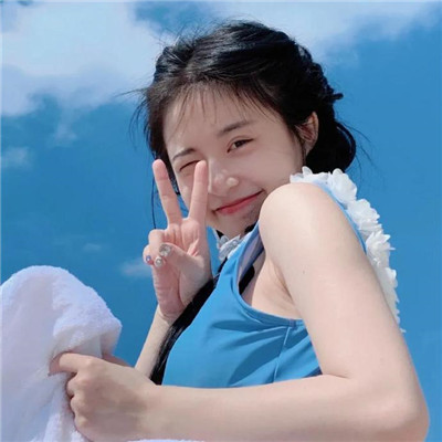 蓝色系超美女生微信头像