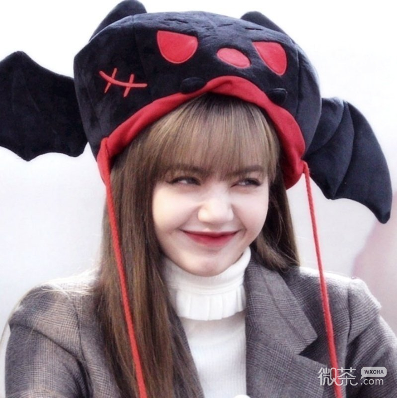 火辣且甜lisa微信头像