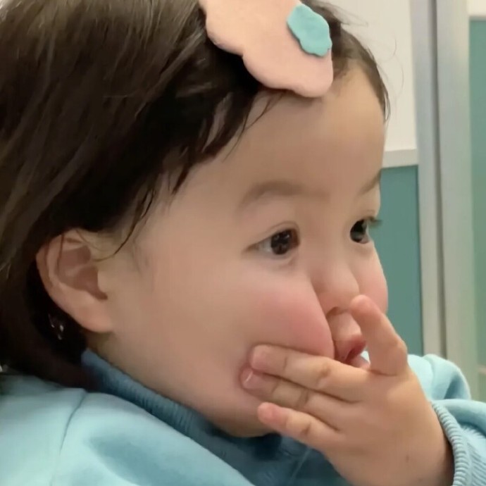 人类幼崽的可爱微信头像