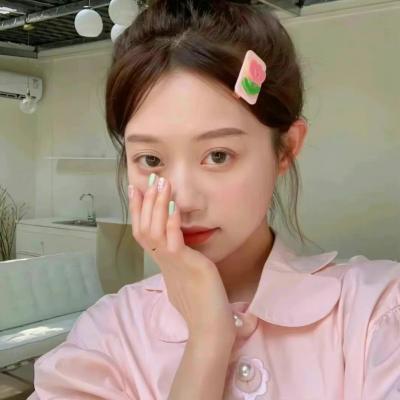 温柔干净气质的女生头像