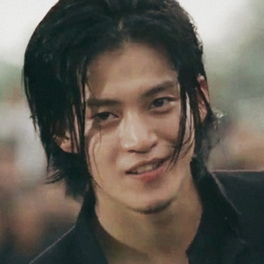 《热血高校》小栗旬微信头像