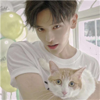 阳光干净男生头像