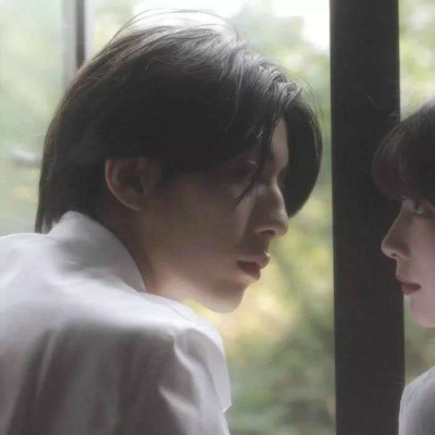 港风双人甜蜜情侣微信头像