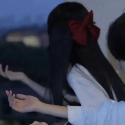 很宠溺的双人情侣头像