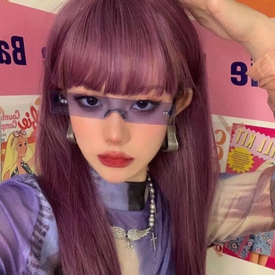 潮流霸气酷拽女生微信头像