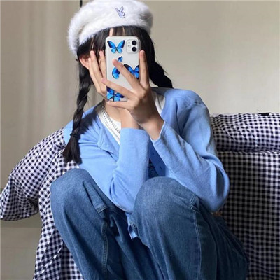 蓝色系超美女生微信头像