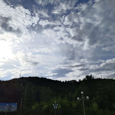 三月专属的唯美意境风景微信头像