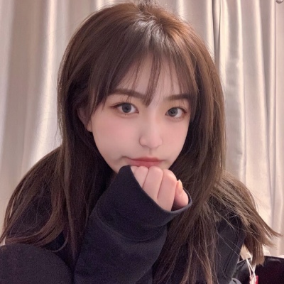 有魅力的气质干净女生微信头像