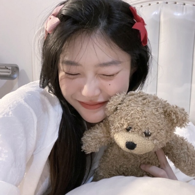 唯美清秀的女生高颜值微信头像