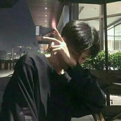 超酷的热门男生头像