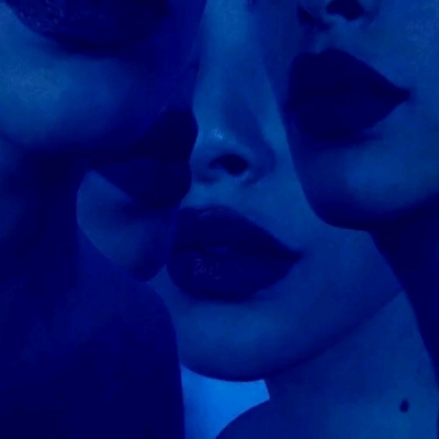 蓝色系清冷又好看的个性微信头像