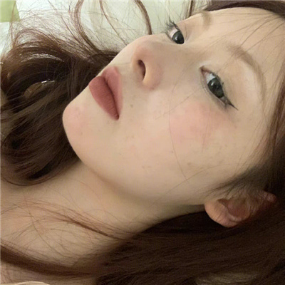 清冷风女头真人头像