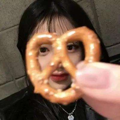 真人搞怪情侣头像